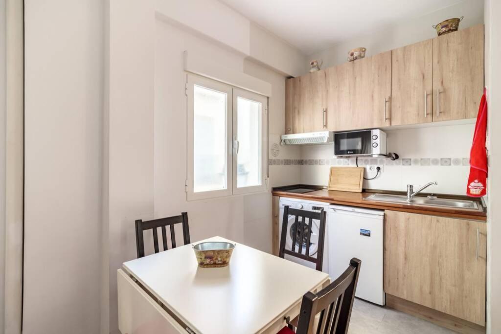Lovely Apartment In The Centre Wifi Гранада Екстериор снимка