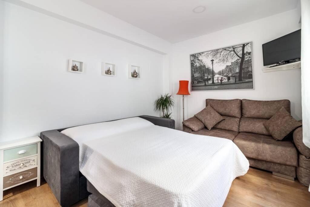 Lovely Apartment In The Centre Wifi Гранада Екстериор снимка